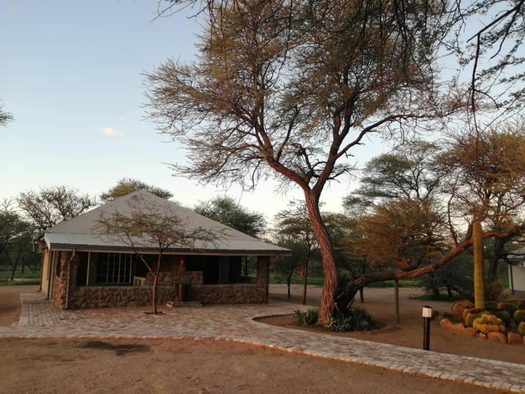 Khan River Lodge Wilhelmstal Exterior photo